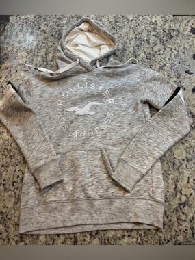 Hollister Light Heather Grey Pullover Hoodie with Logo